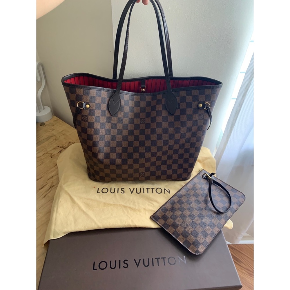 Sold! - Louis Vuitton Neverfull MM